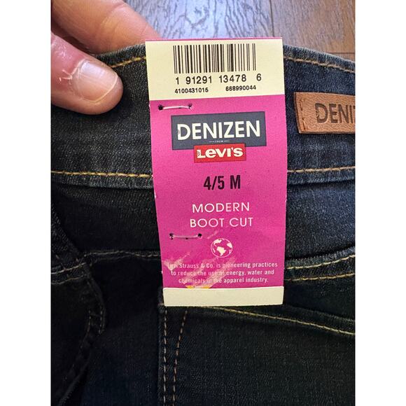 Levi Denizen Modern Bootcut Jeans NWT Size 4 / 5  Essential Stretch - Picture 6 of 7